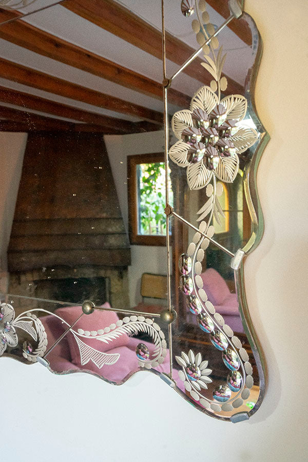 ESPEJO TALLADO FLORAL