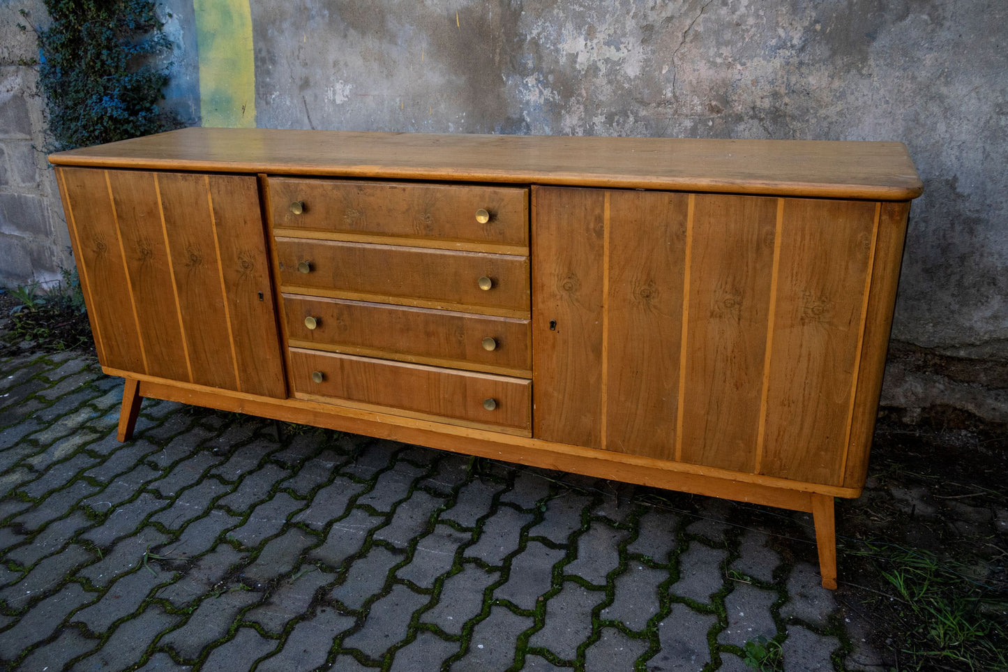 Buffet Mañío Original años 50 s