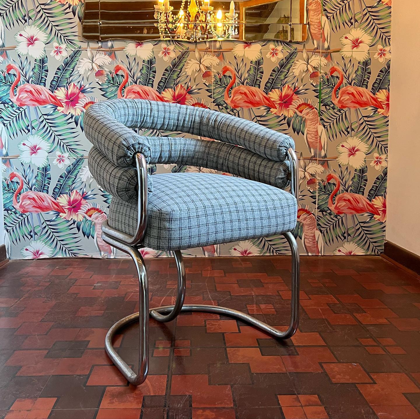 Butaca estilo mid century